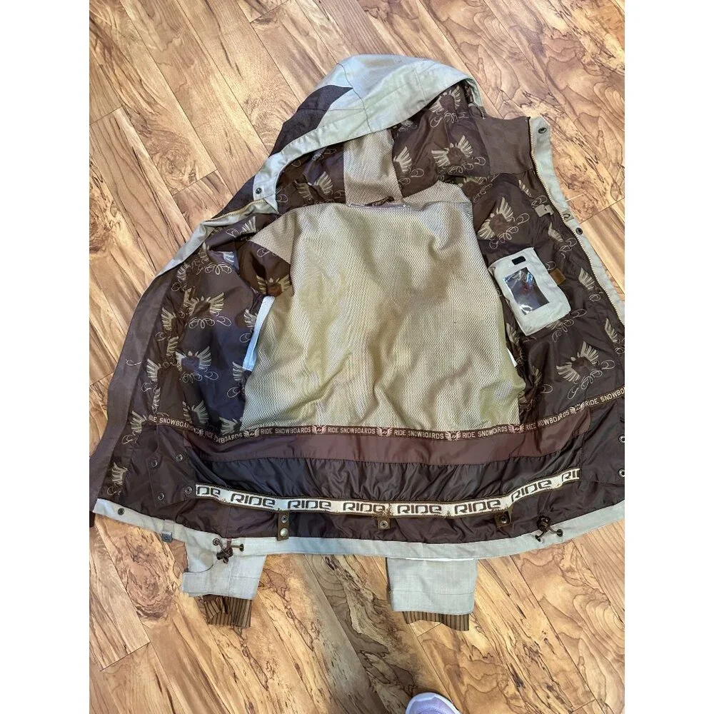 Ride Snowboards Jacket Size‎ S